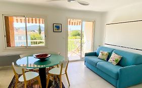 Appartement bord de mer avec terrasse