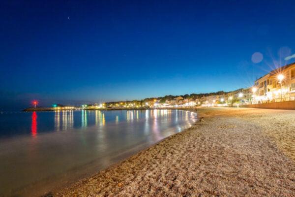 Appartement bord de mer avec terrasse Saint-Cyr-sur-Mer Extérieur photo